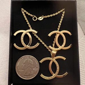 18k Solid Saudi Gold Necklace earrings pendant set 20”